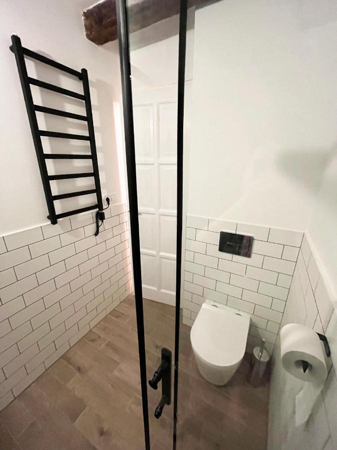 Brody Str 13 Apartment